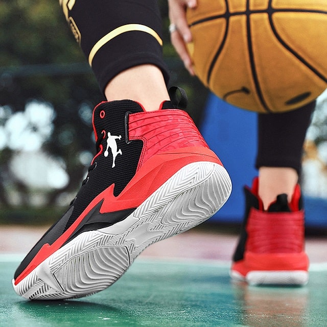 Какими должны быть кроссовки для баскетбола: особенности, как выбрать - фото2