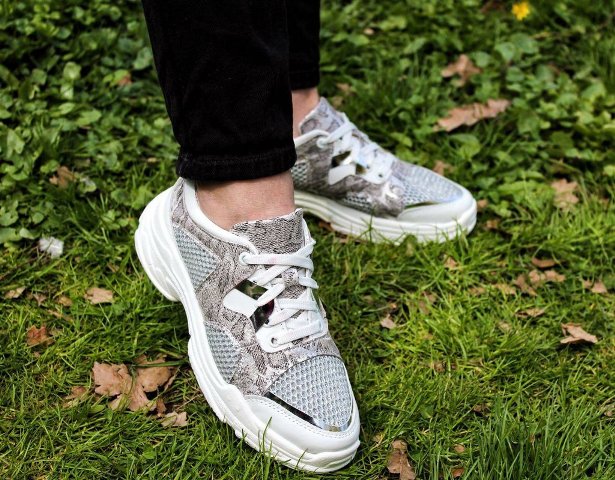 Женские кроссовки: модные тенденции последних сезонов, обзор - С принтом под рептилию