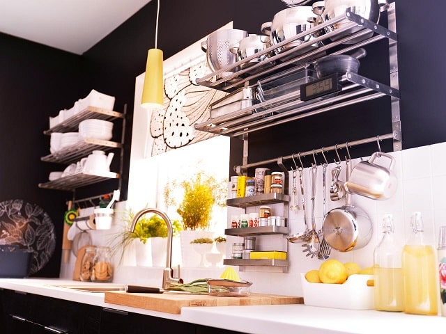 Что должно быть на кухне у каждой хозяйки: список посуды и оборудования - фото4 Что должно быть на кухне у каждой хозяйки: список посуды и оборудования - фото4