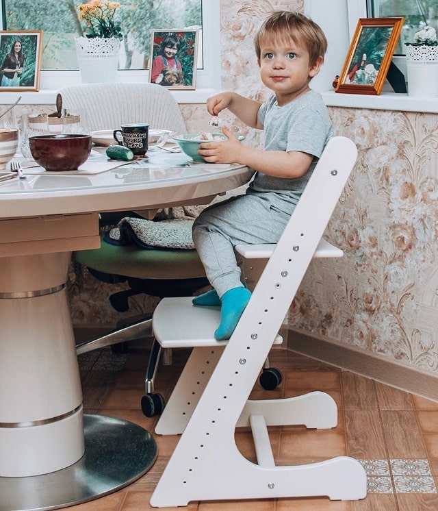 Стулья для кухни: какие лучше выбрать, интересные идеи - фото6