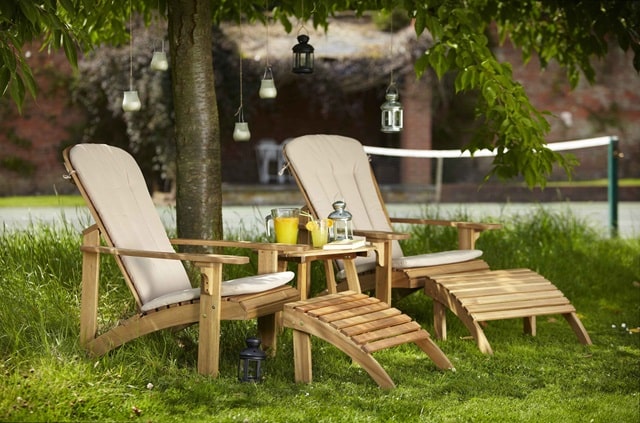 Уличная мебель: какой должна быть, виды материалов, особенности применения - фото3