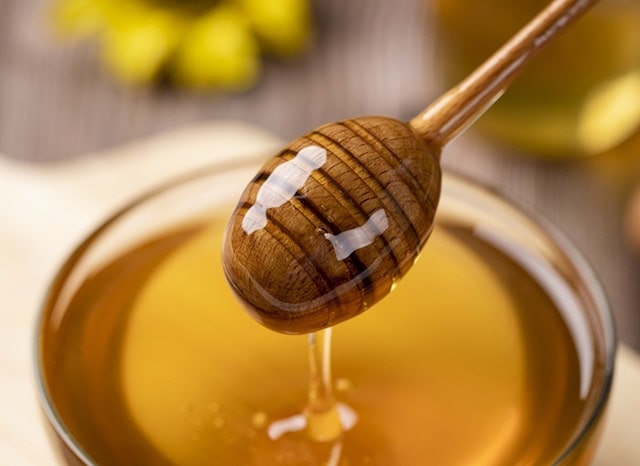 Мед для здоров'я: користь і шкода, особливості та правильне вживання - фото4