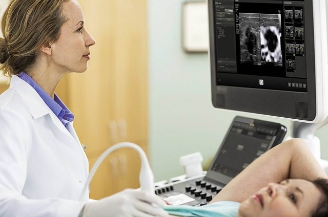 УЗД молочних залоз у жінок: що показує, як робиться і як підготуватися - фото4 УЗД молочних залоз у жінок: що показує, як робиться і як підготуватися - фото4