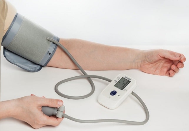 Тонометр полуавтоматический - какой лучше - фото Тонометр полуавтоматический - какой лучше - фото