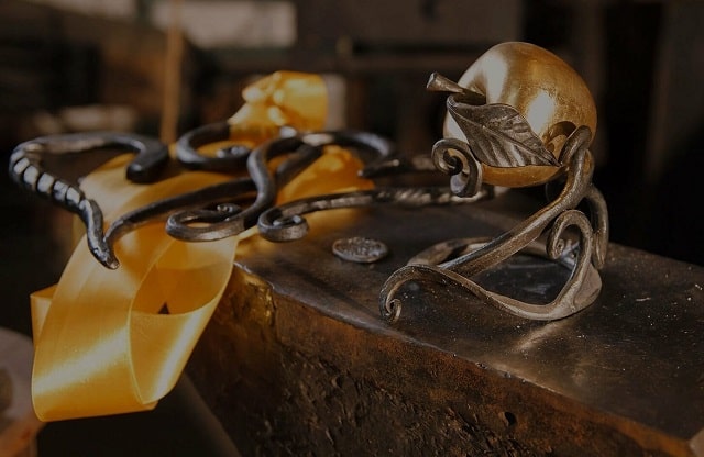 Художественная ковка: что это такое, особенности, как делается - фото4