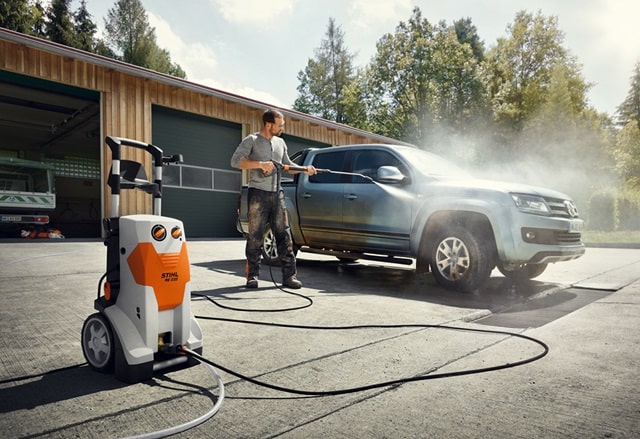 Как выбрать мойку высокого давления: виды и особенности - фото1