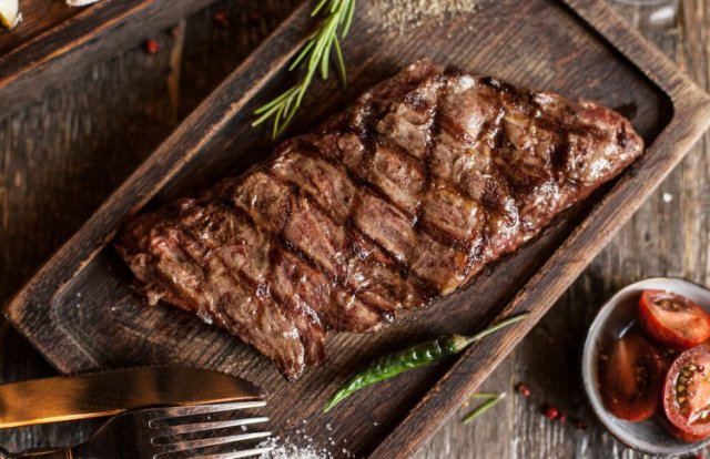 Стейки из говядины: виды, названия, особенности - фото1