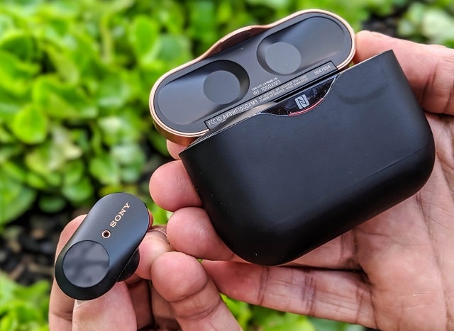 Топ 5 лучших TWS наушников премиум-класса - Sony WF-1000XM4