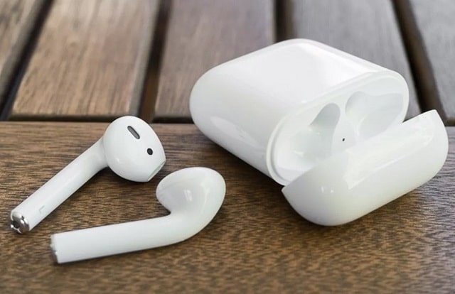 Топ 5 лучших TWS наушников премиум-класса - Apple Airpods 2