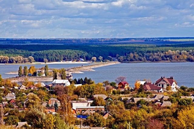 Участки под застройку в Харькове и области: самые перспективные места - Поселок Старый Салтов