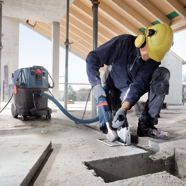 Промышленный пылесос: в чем отличие от домашнего бытового - фото1