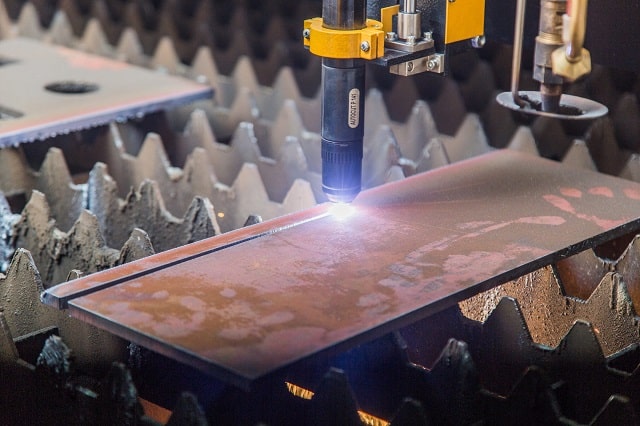 Современное металлообрабатывающее оборудование: что оно умеет и каким бывает - фото3