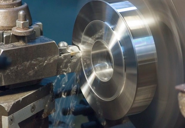 Современное металлообрабатывающее оборудование: что оно умеет и каким бывает - фото4