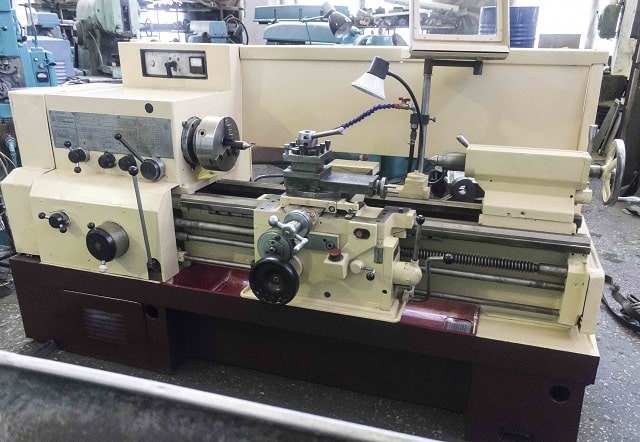 Токарно-винторезный станок 1К62: что это такое, особенности, применение - фото4 Токарно-винторезный станок 1К62: что это такое, особенности, применение - фото4