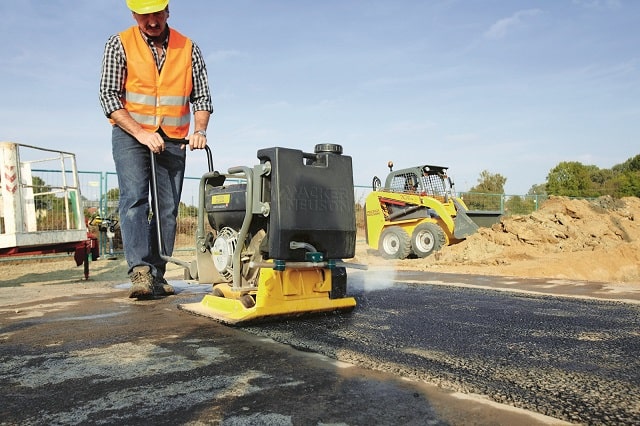 Виброплита: что это такое и как работает - фото1