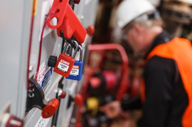 Защита от несанкционированного включения оборудования (Lockout/Tagout): что это такое, как работает, применение - фото2