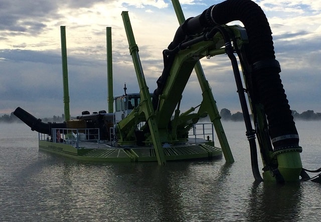 Земснаряд: что это такое и как работает, виды и применение - фото3