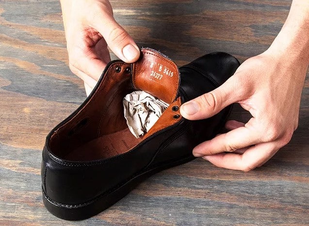 Как ухаживать за кожаной обувью в домашних условиях - фото3 Как ухаживать за кожаной обувью в домашних условиях - фото3