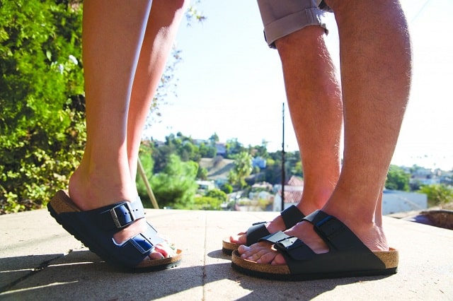 Шлепанцы женские: что будет модно этим летом, советы стилистов - фото6