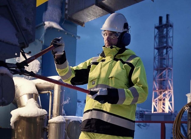 Какой бывает зимняя спецодежда: особенности, как выбрать - фото2