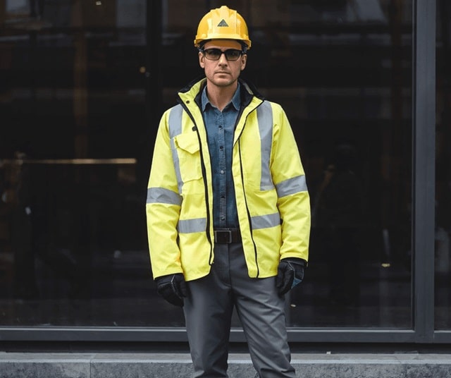 Спецодежда: виды, характеристики, назначение - фото2 Спецодежда: виды, характеристики, назначение - фото2