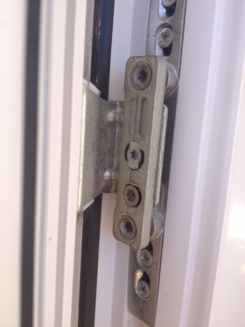 Пластиковые окна: как поменять режим летний на зимний (и наоборот) - инструкция - фото2 Пластиковые окна: как поменять режим летний на зимний (и наоборот) - инструкция - фото2