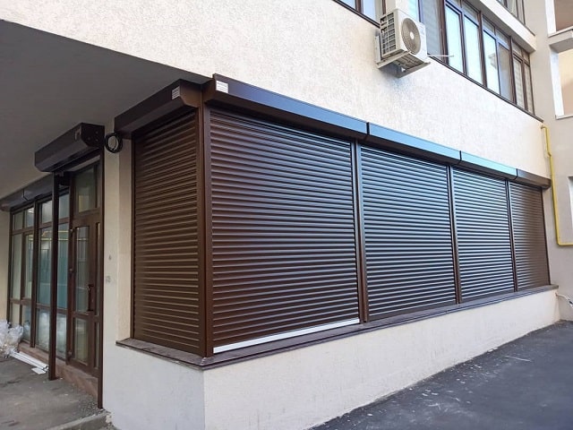 Рольставни: что это такое, виды, как выбрать - фото1 Рольставни: что это такое, виды, как выбрать - фото1