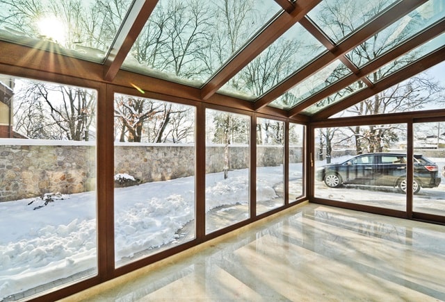 Скляний фасад для зимового саду: особливості матеріалів, як вибрати - фото3