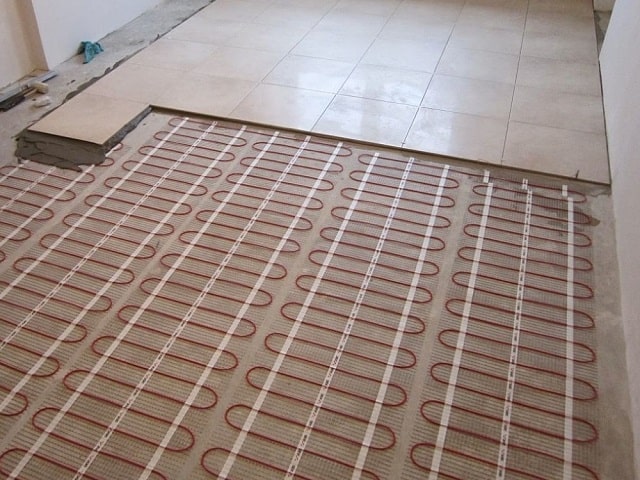 Тёплый пол электрический или водяной: плюсы и минусы - фото1 Тёплый пол электрический или водяной: плюсы и минусы - фото1