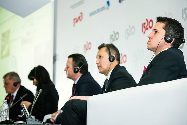 Синхронный и последовательный перевод: что это такое, в чем отличия - фото4