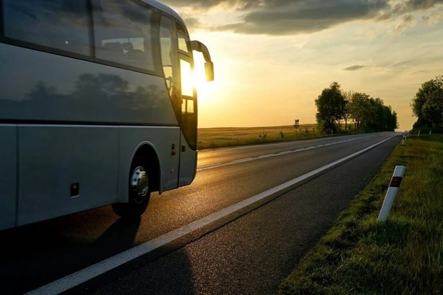 Добираємося з Кракова до Львова автобусом: зручність та економія - фото1