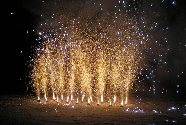 Как выбрать салют на Новый Год: обзор, виды - фото1