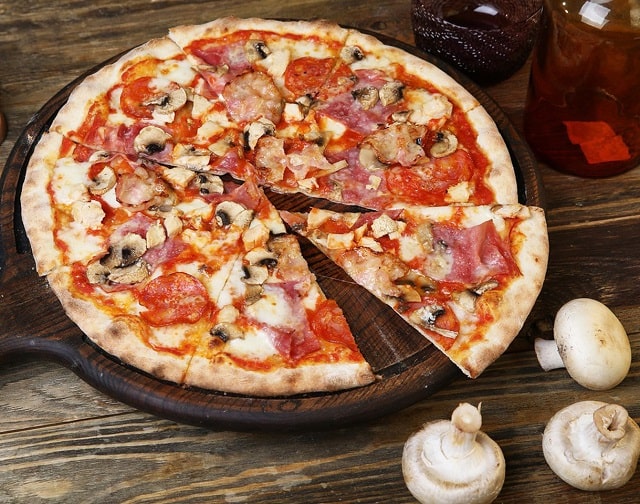 Bella Mozzarella в Харькове: итальянская пицца и другие блюда с круглосуточной доставкой - фото3