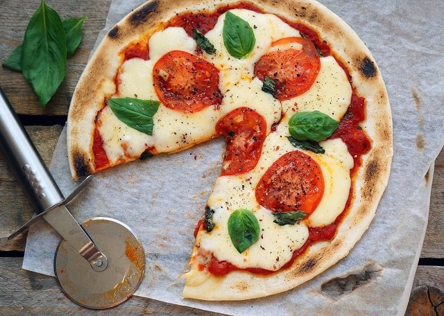 Bella Mozzarella в Харькове: итальянская пицца и другие блюда с круглосуточной доставкой - фото4