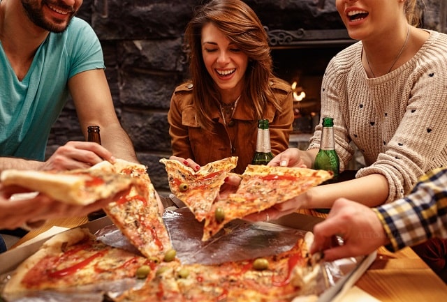 Где можно заказать пиццу при этом еще и сэкономив - фото2