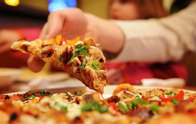 Mamamia не оставляет шансов голоду: пицца, салаты, фри-меню и новые комбо-боксы - фото3