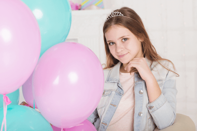 Что подарить девочке 12 лет на День рождения: обзор оригинальных подарков - фото2 Что подарить девочке 12 лет на День рождения: обзор оригинальных подарков - фото2