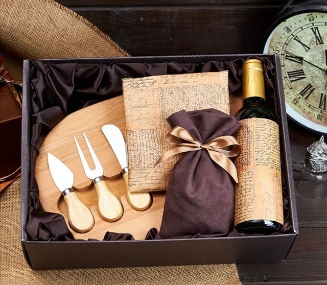 Корпоративные подарки: что обычно дарят, интересные идеи - фото4 Корпоративные подарки: что обычно дарят, интересные идеи - фото4