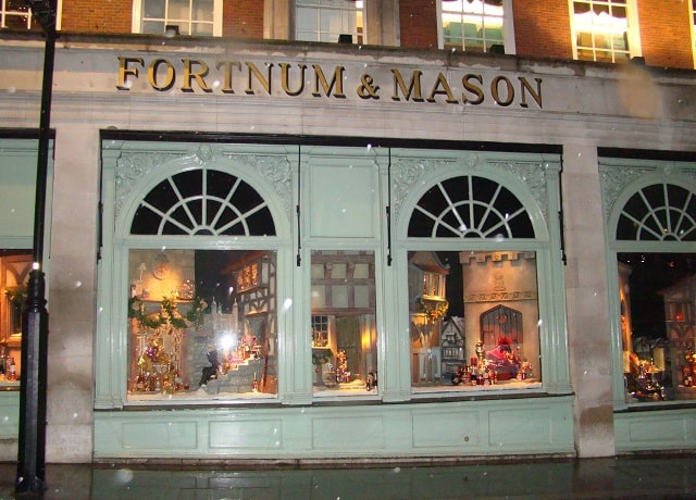 Какие товары из Великобритании чаще всего привозят в Украину - Fortnum & Mason
