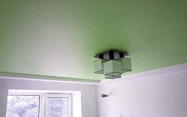 Сатиновые натяжные потолки: что это такое, плюсы и минусы - фото3 Сатиновые натяжные потолки: что это такое, плюсы и минусы - фото3