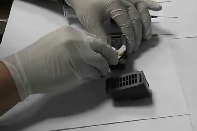 Как заправить картридж Canon PG-445 black в домашних условиях - фото3 Как заправить картридж Canon PG-445 black в домашних условиях - фото3