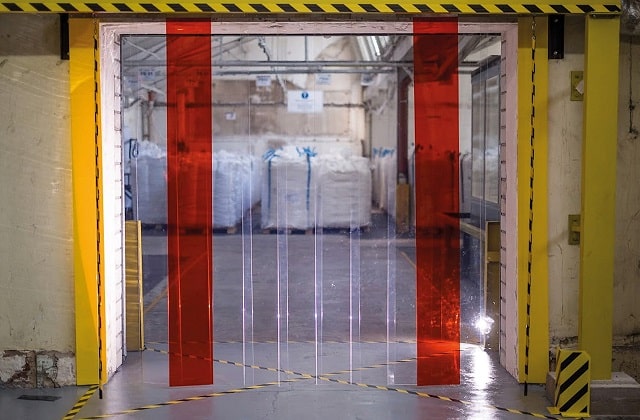 ПВХ завесы (ленты): что это такое, виды, применение - фото2