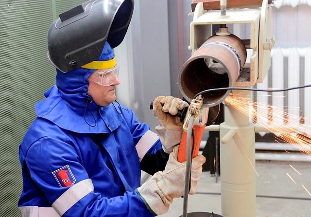 Виды рабочей одежды, какой она должна быть и как выбрать - фото2