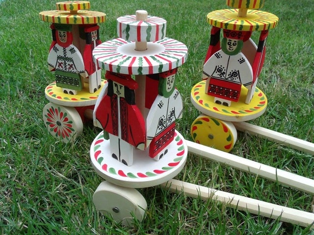 Дерев'яні іграшки українських майстрів «Яворівські забавки» внесли до культурної спадщини України - фото1