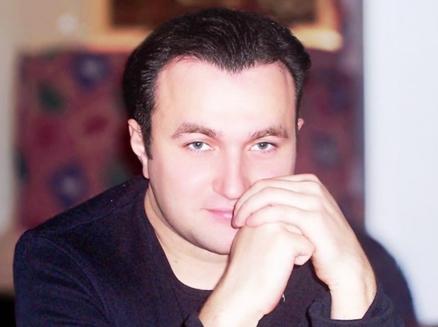 Готель «Україна» продано за 3 мільярди гривень: поштовх для економічної та оборонної стабільності - фото Готель «Україна» продано за 3 мільярди гривень: поштовх для економічної та оборонної стабільності - фото