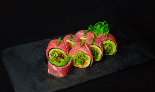 Суши с бесплатной доставкой от ресторана «Венум Суши» в Харькове - фото