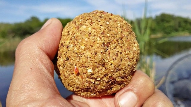 Прикормка для рыбалки: виды и особенности, какая лучше - фото4