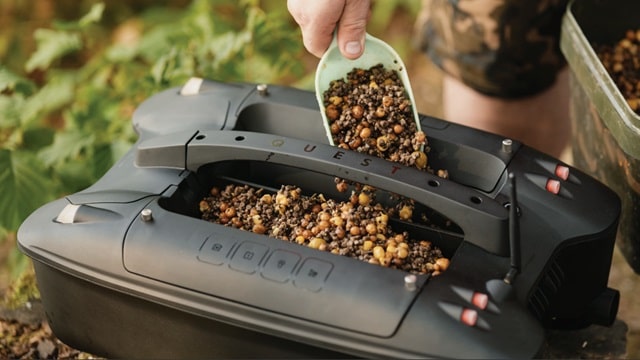 Рыбалка выходит на новый уровень: обзор кораблика для прикормки Deeper Quest - фото2 Рыбалка выходит на новый уровень: обзор кораблика для прикормки Deeper Quest - фото2