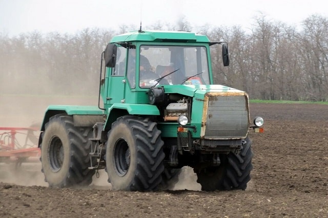 Трактора «Слобожанец»: модельный ряд, особенности, характеристики - фото1