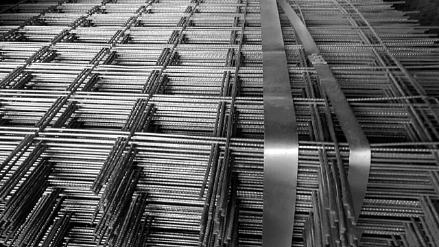 Сварная оцинкованная сетка: что это такое, виды, применение - фото4